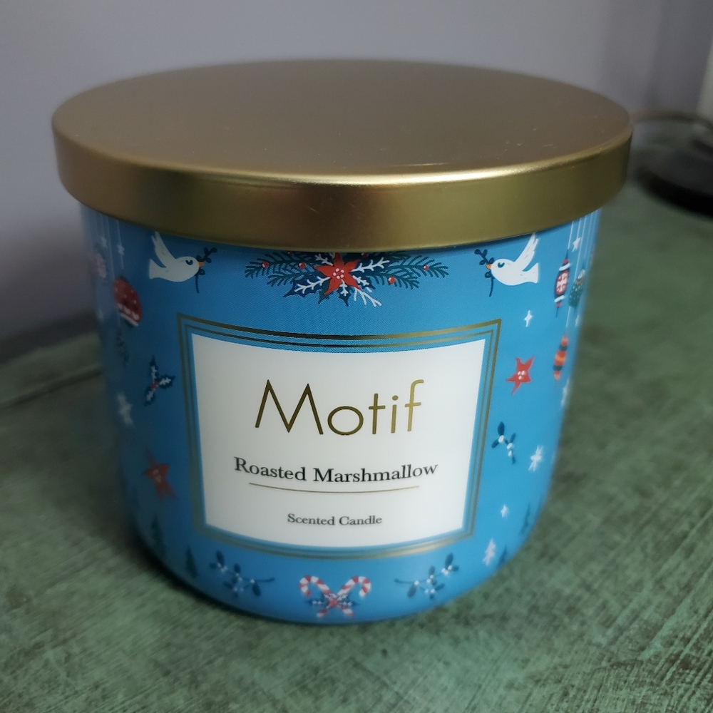 Motif Toasted Marshmallow 14oz. 3 Wick Candle